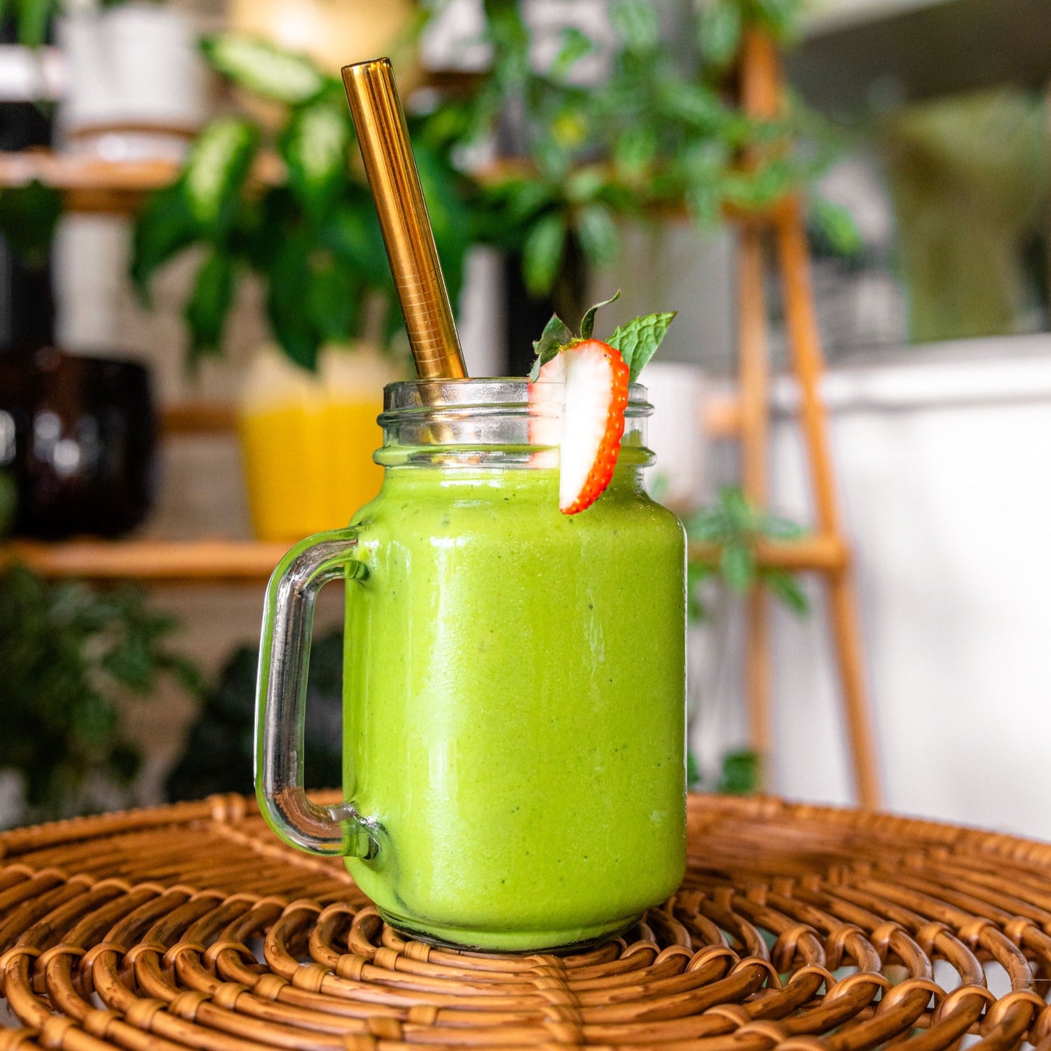 Green Grinch Holiday Smoothie